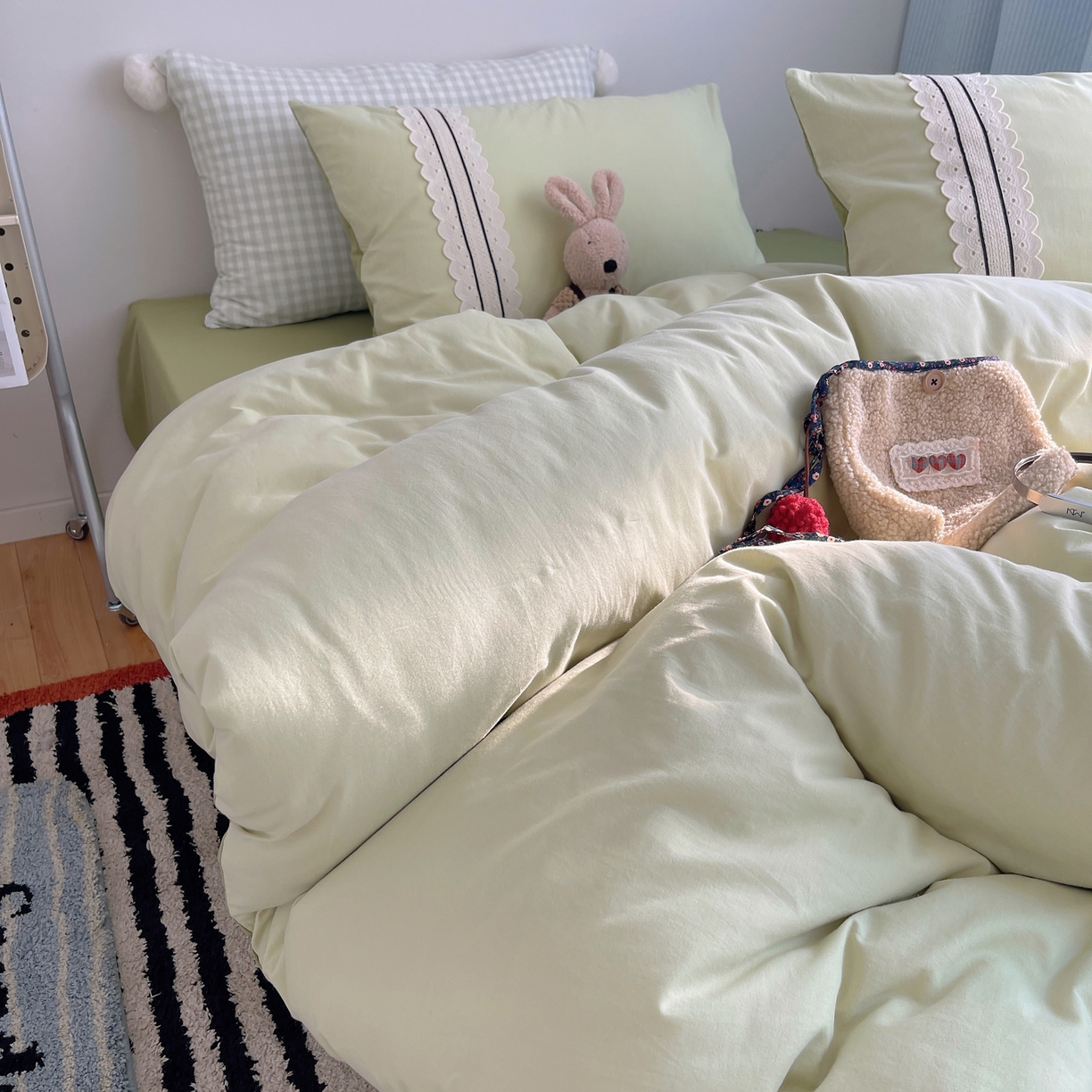 91家纺网 家纺一手货源 找家纺 三朵家纺 2026新款ins风全棉纯棉水洗棉少女系四件套-玛卡龙系列 马卡龙-粉绿