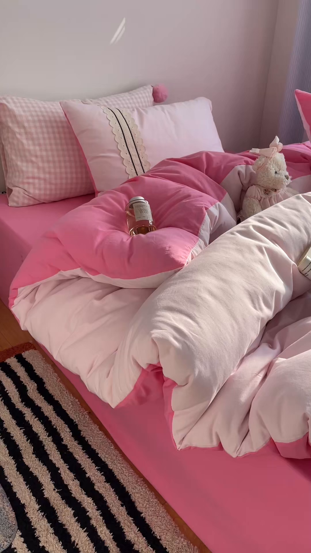 91家纺网 家纺一手货源 找家纺 三朵家纺 2026新款ins风全棉纯棉水洗棉少女系四件套-玛卡龙系列 马卡龙-淡粉