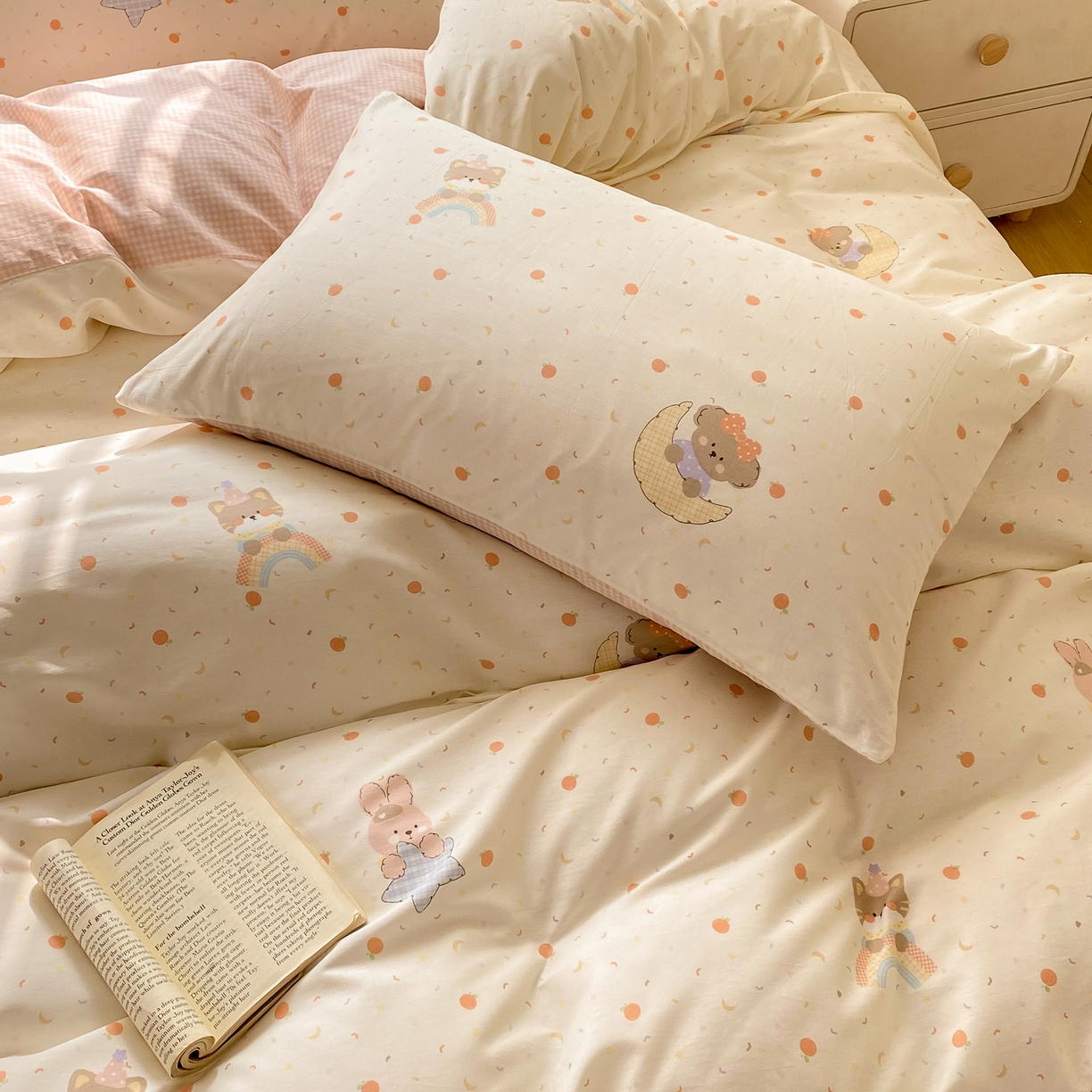 91家纺网 家纺一手货源 找家纺 红日子纺织品 2026新款12868全棉纯棉印花被套单被套被套单件（提供检测报告） 橘意甜宠