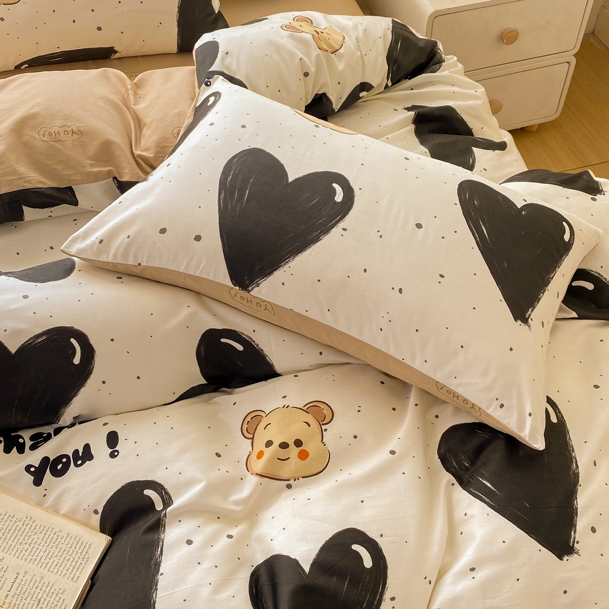 91家纺网 家纺一手货源 找家纺 红日子纺织品 2026新款12868全棉纯棉印花被套单被套被套单件（提供检测报告） 萌心熊宝