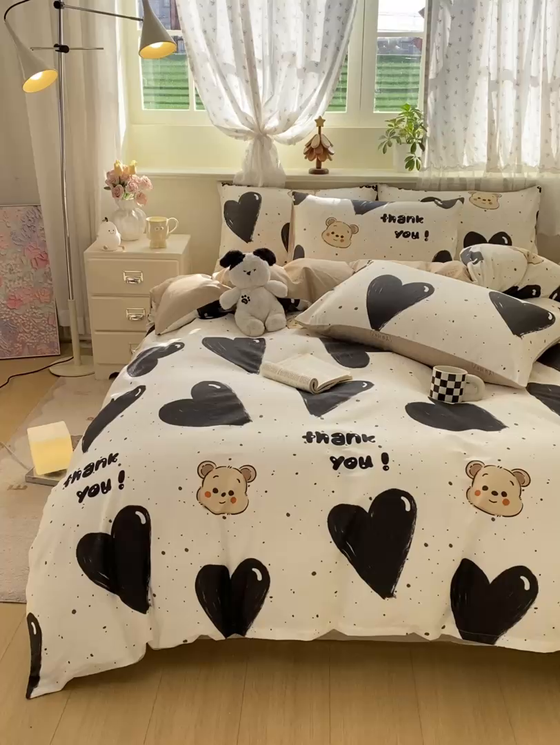 91家纺网 家纺一手货源 找家纺 红日子纺织品 2026新款12868全棉纯棉印花被套单被套被套单件（提供检测报告） 萌心熊宝