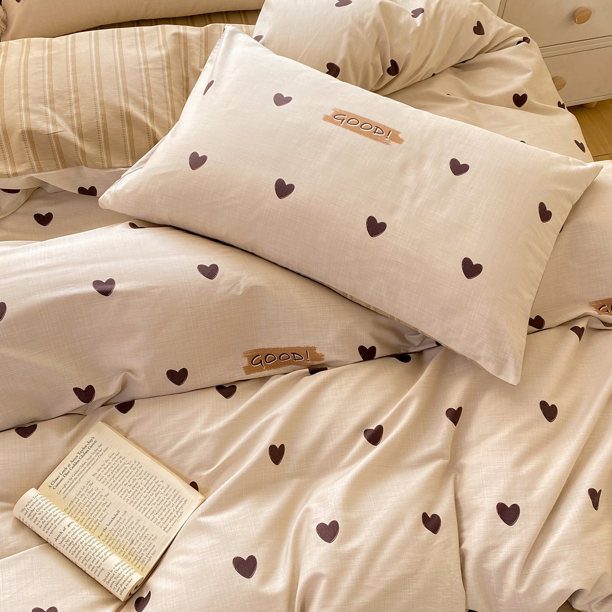 91家纺网 家纺一手货源 找家纺 红日子纺织品 2026新款12868全棉纯棉印花被套单被套被套单件（提供检测报告） 迷你爱心