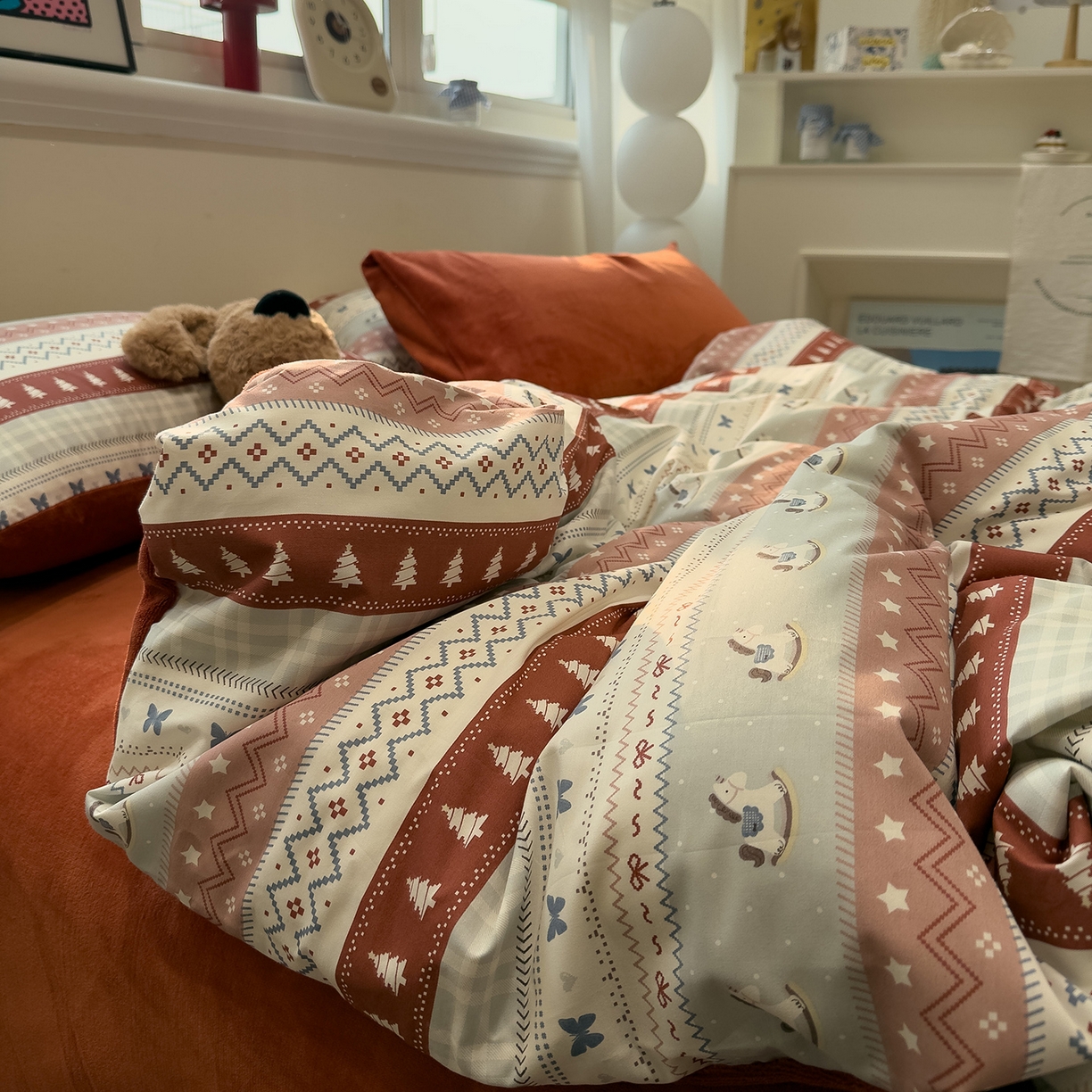 91家纺网 家纺一手货源 找家纺 呗旺鹿 2025新款A版全棉B版牛奶绒四件套 冰岛小马