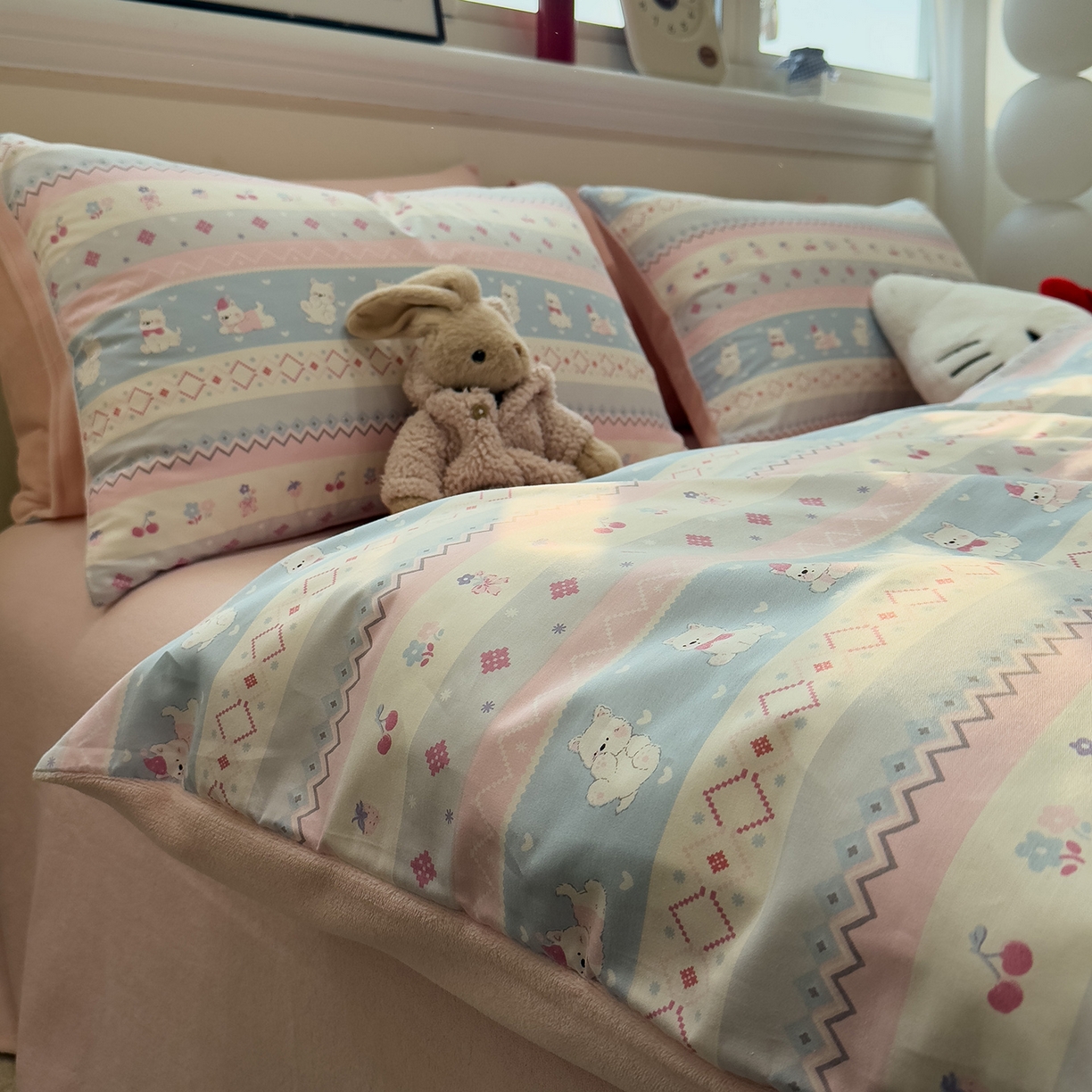 91家纺网 家纺一手货源 找家纺 呗旺鹿 2025新款A版全棉B版牛奶绒四件套 小狗笔记