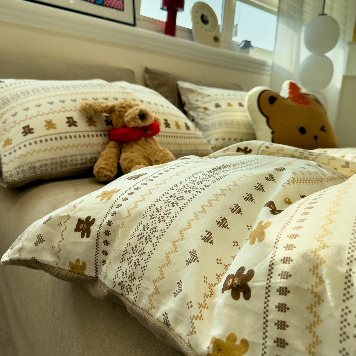 91家纺网 家纺一手货源 找家纺 呗旺鹿 2025新款A版全棉B版牛奶绒四件套 费尔岛小熊