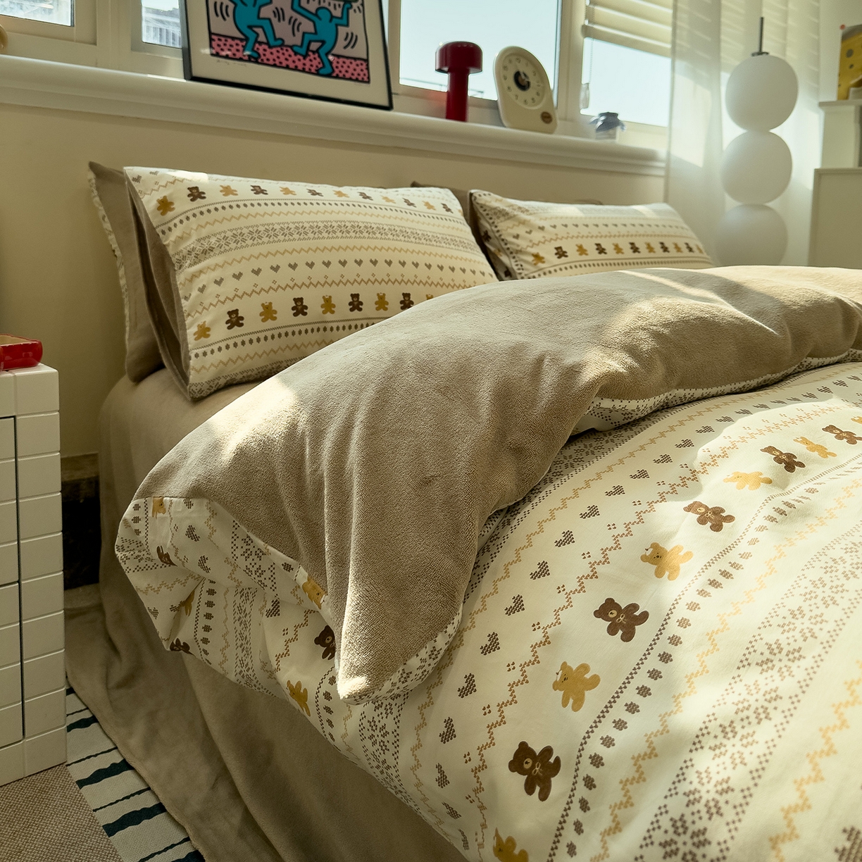 91家纺网 家纺一手货源 找家纺 呗旺鹿 2025新款A版全棉B版牛奶绒四件套 费尔岛小熊