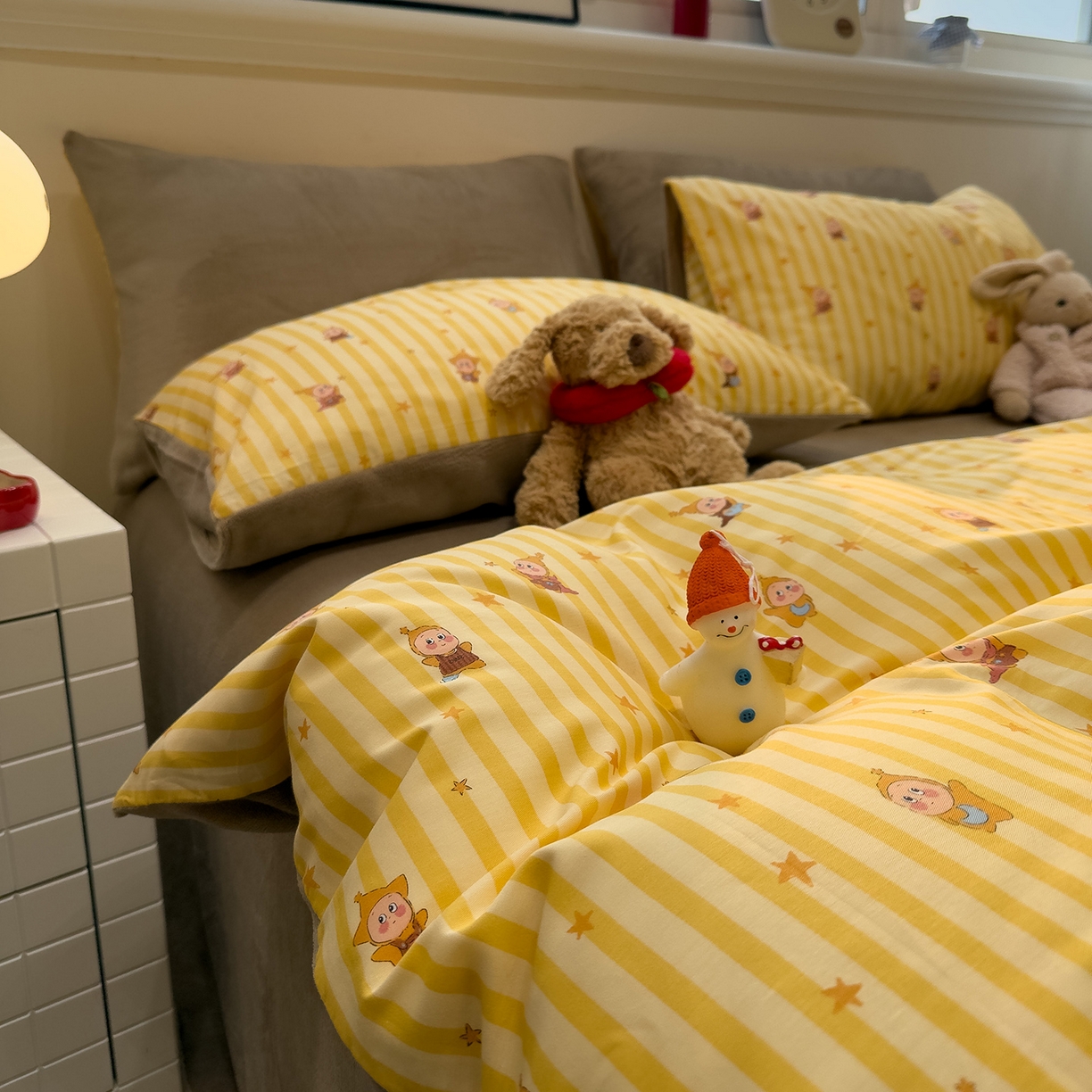 91家纺网 家纺一手货源 找家纺 呗旺鹿 2025新款A版全棉B版牛奶绒四件套 萌星