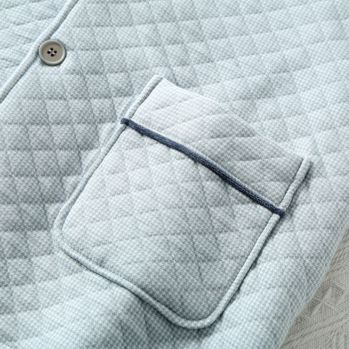 91家纺网 家纺一手货源 找家纺 （总）洛兰沙家居馆 2025新款秋冬季三层加厚空气棉男款刺绣睡衣简约长袖可外穿夹棉保暖家居服