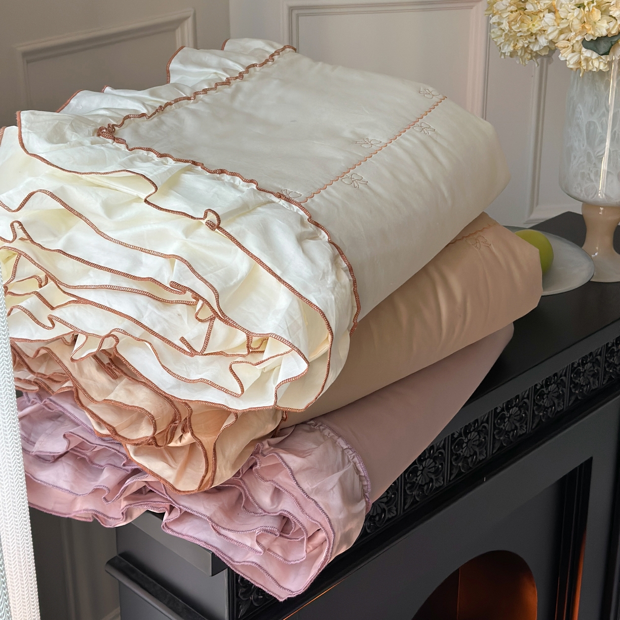 91家纺网 家纺一手货源 找家纺 琳可家居 2026新款60S长绒棉花边床盖A类双面全棉高温水洗-蝶恋系列 组合