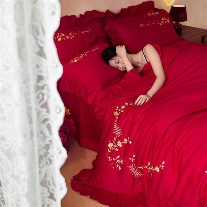 91家纺网 家纺一手货源 找家纺 红番天婚庆 2025新款全棉纯棉提花刺绣四件套 倾心