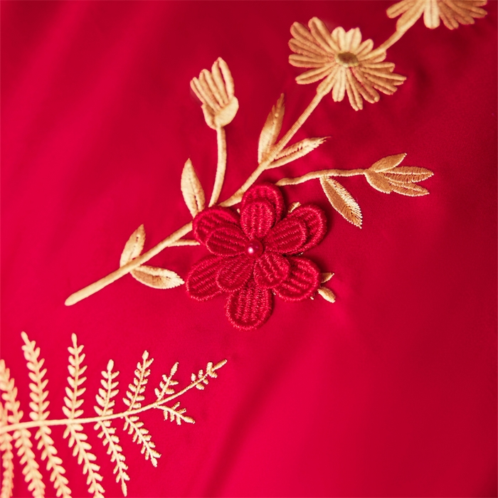 91家纺网 家纺一手货源 找家纺 红番天婚庆 2025新款全棉纯棉提花刺绣四件套 倾心