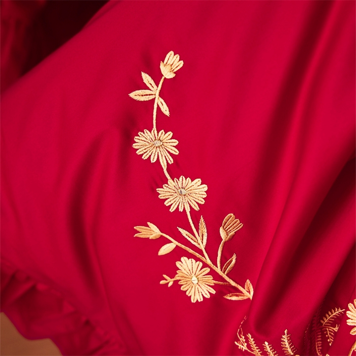 91家纺网 家纺一手货源 找家纺 红番天婚庆 2025新款全棉纯棉提花刺绣四件套 倾心