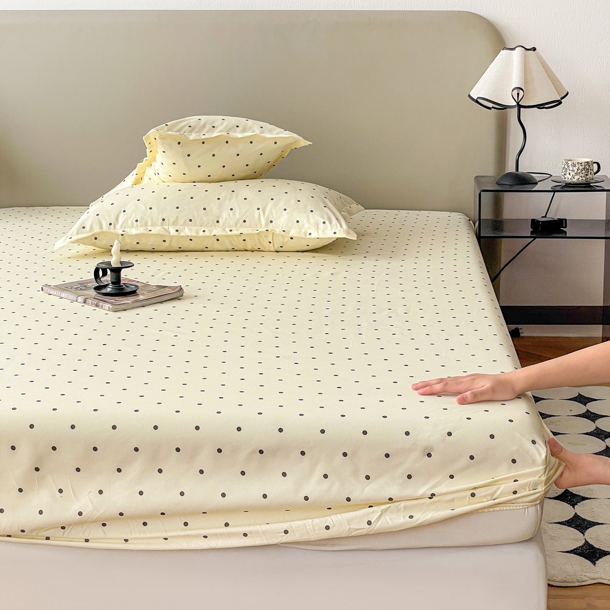 91家纺网 家纺一手货源 找家纺 楠沐家纺 2026新款无印风单层床笠床垫保护套 粉色波点