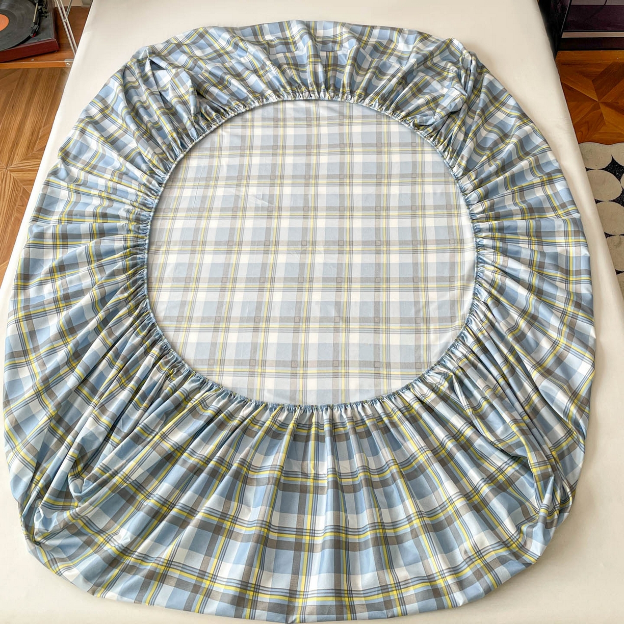 91家纺网 家纺一手货源 找家纺 楠沐家纺 2026新款无印风单层床笠床垫保护套 炫彩蓝格