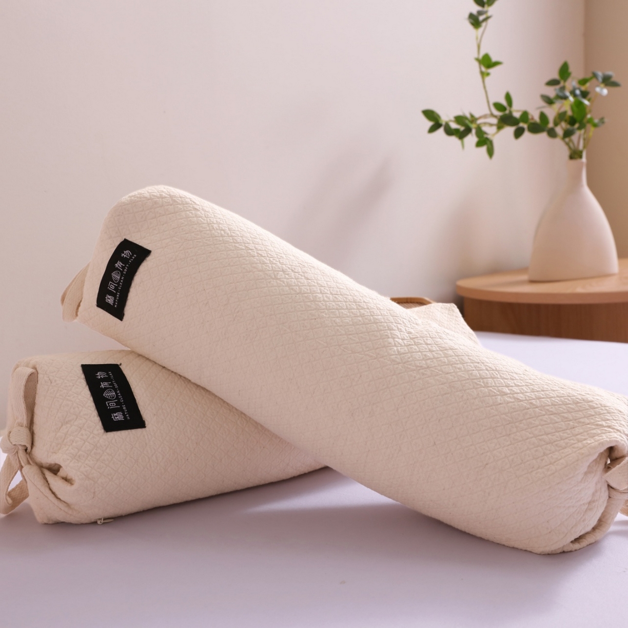 91家纺网 家纺一手货源 找家纺 （总）yyds网供 2025新款黑苦荞麦枕颈枕芯圆柱形枕头全棉麻整头荞麦壳支撑颈枕纯棉亚麻枕头枕芯