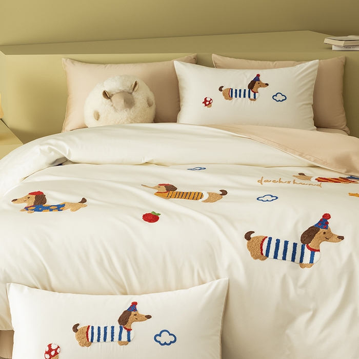 91家纺网 家纺一手货源 找家纺 618家纺 2026新款A类100支全棉纯棉毛巾绣花四件套-腊肠狗系列 腊肠狗-卡其