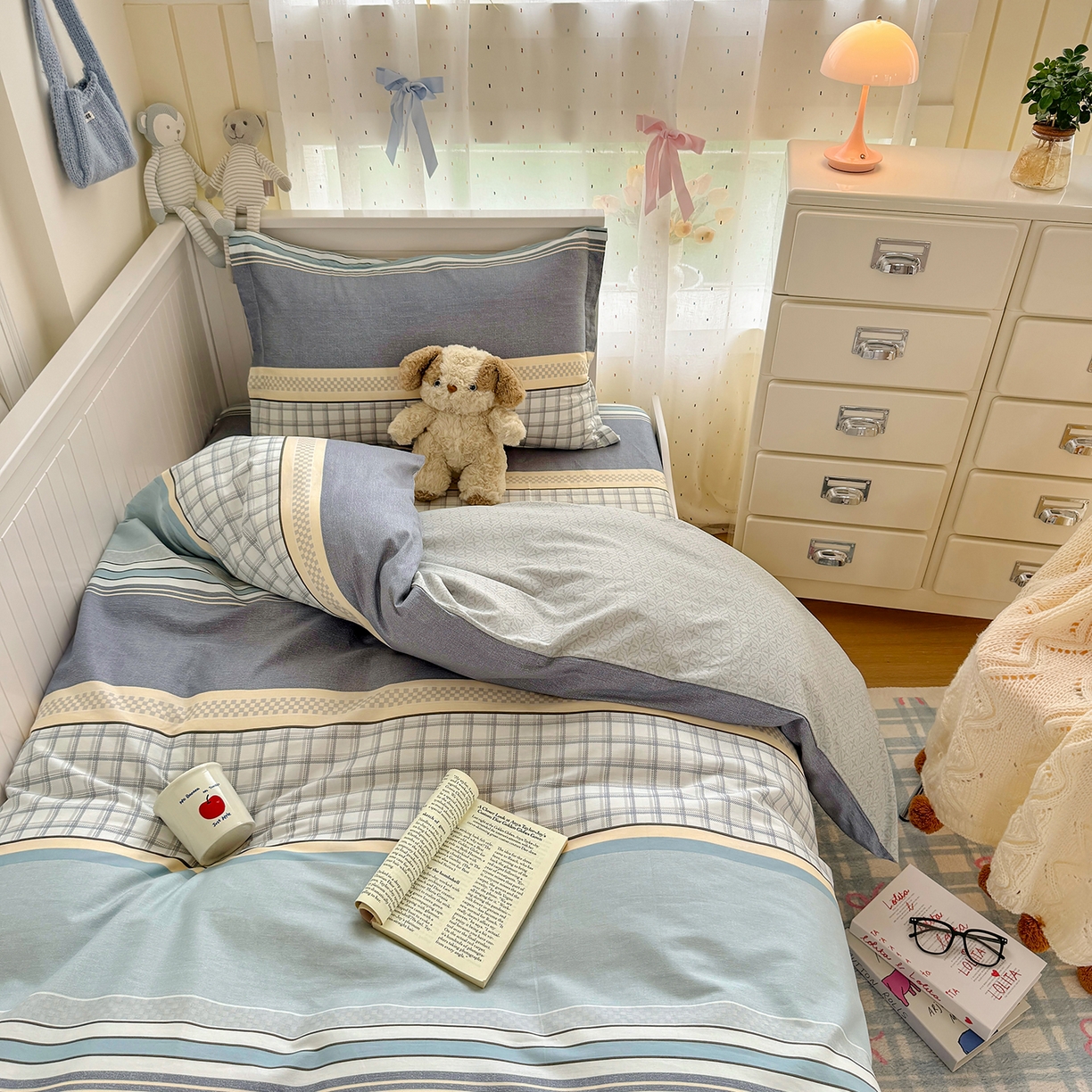 91家纺网 家纺一手货源 找家纺 尚帛 2026新款全棉品质喷气印花爆款四件套 多规格套件 单品系列-四件套学生款 爱之艺术-灰