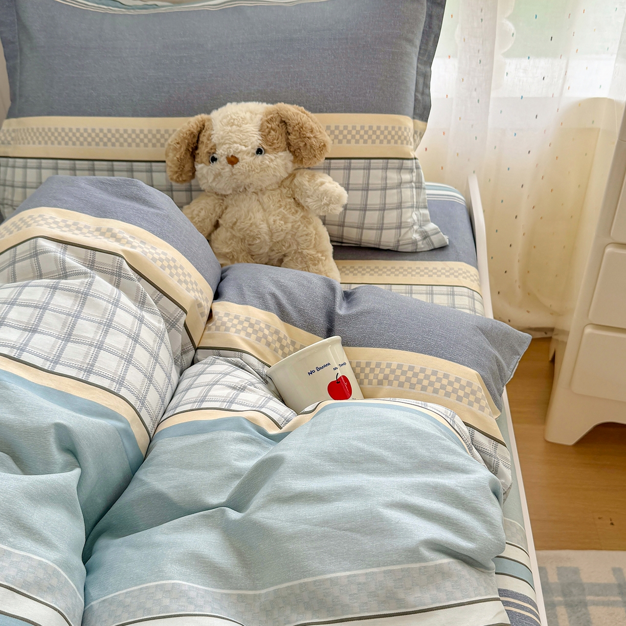 91家纺网 家纺一手货源 找家纺 尚帛 2026新款全棉品质喷气印花爆款四件套 多规格套件 单品系列-四件套学生款 爱之艺术-灰