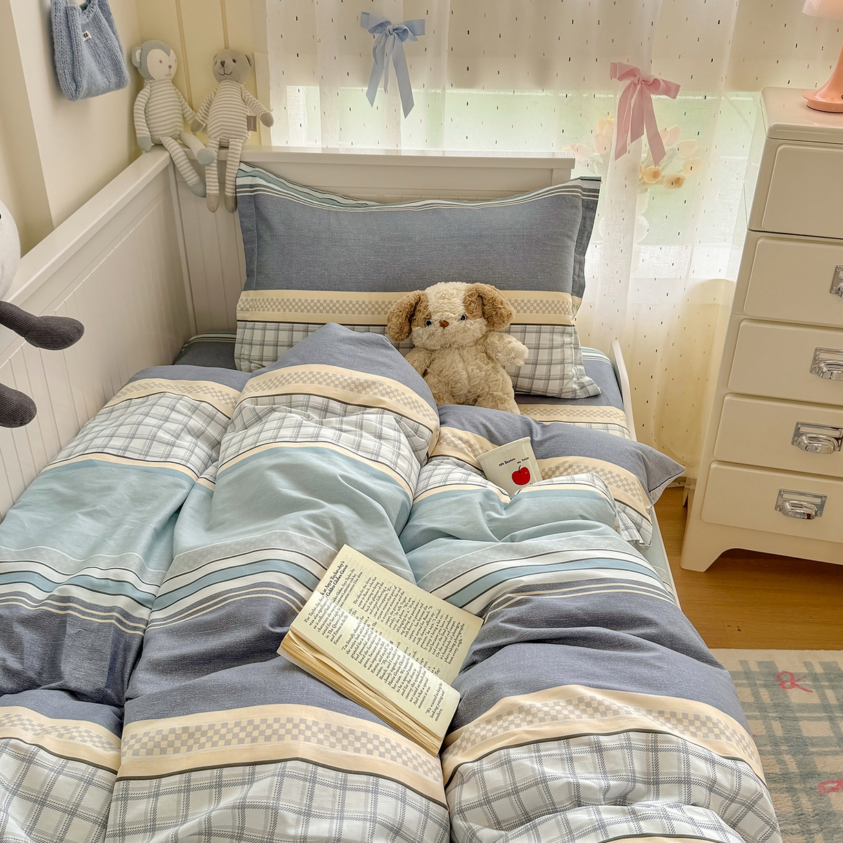 91家纺网 家纺一手货源 找家纺 尚帛 2026新款全棉品质喷气印花爆款四件套 多规格套件 单品系列-四件套学生款 爱之艺术-灰