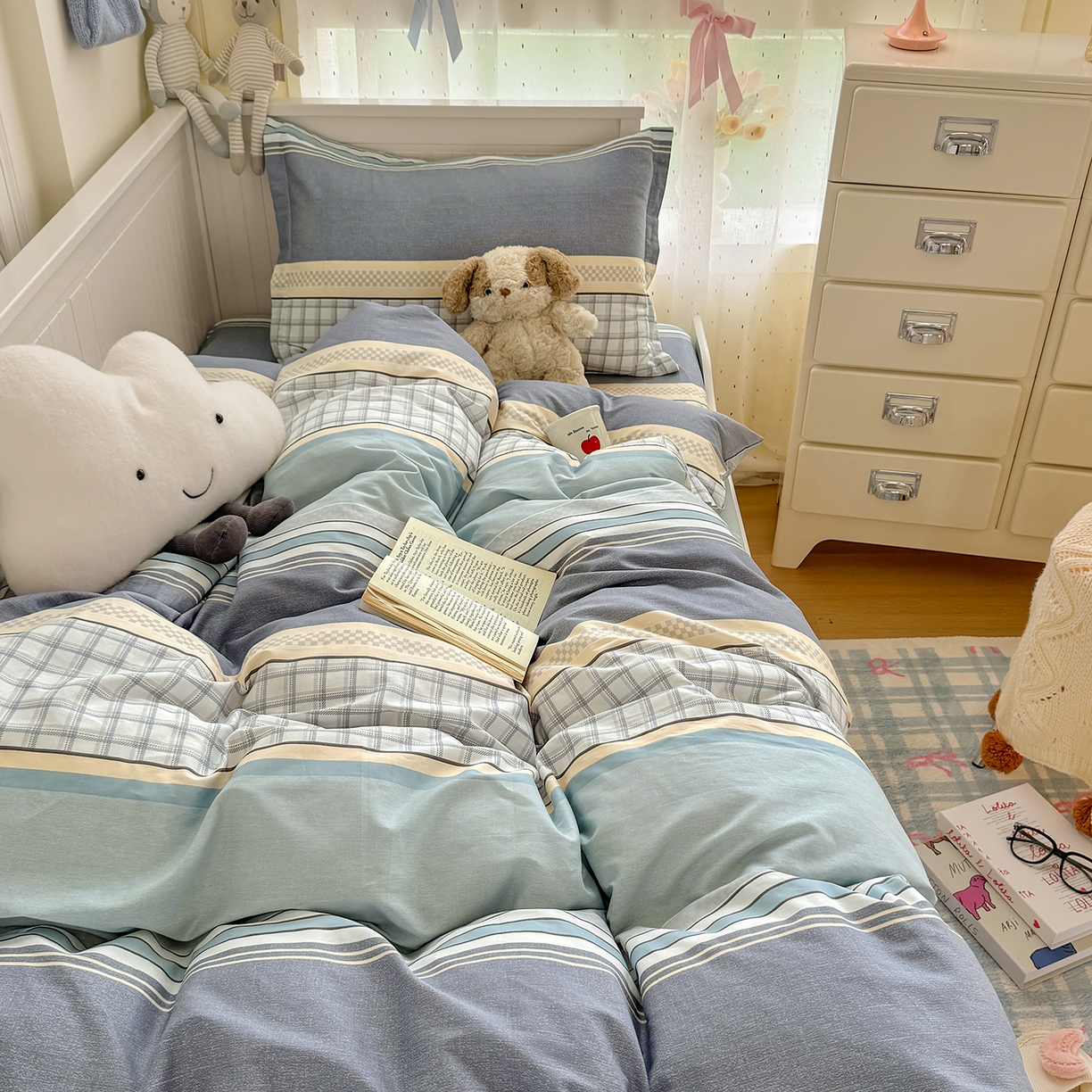 91家纺网 家纺一手货源 找家纺 尚帛 2026新款全棉品质喷气印花爆款四件套 多规格套件 单品系列-四件套学生款 爱之艺术-灰