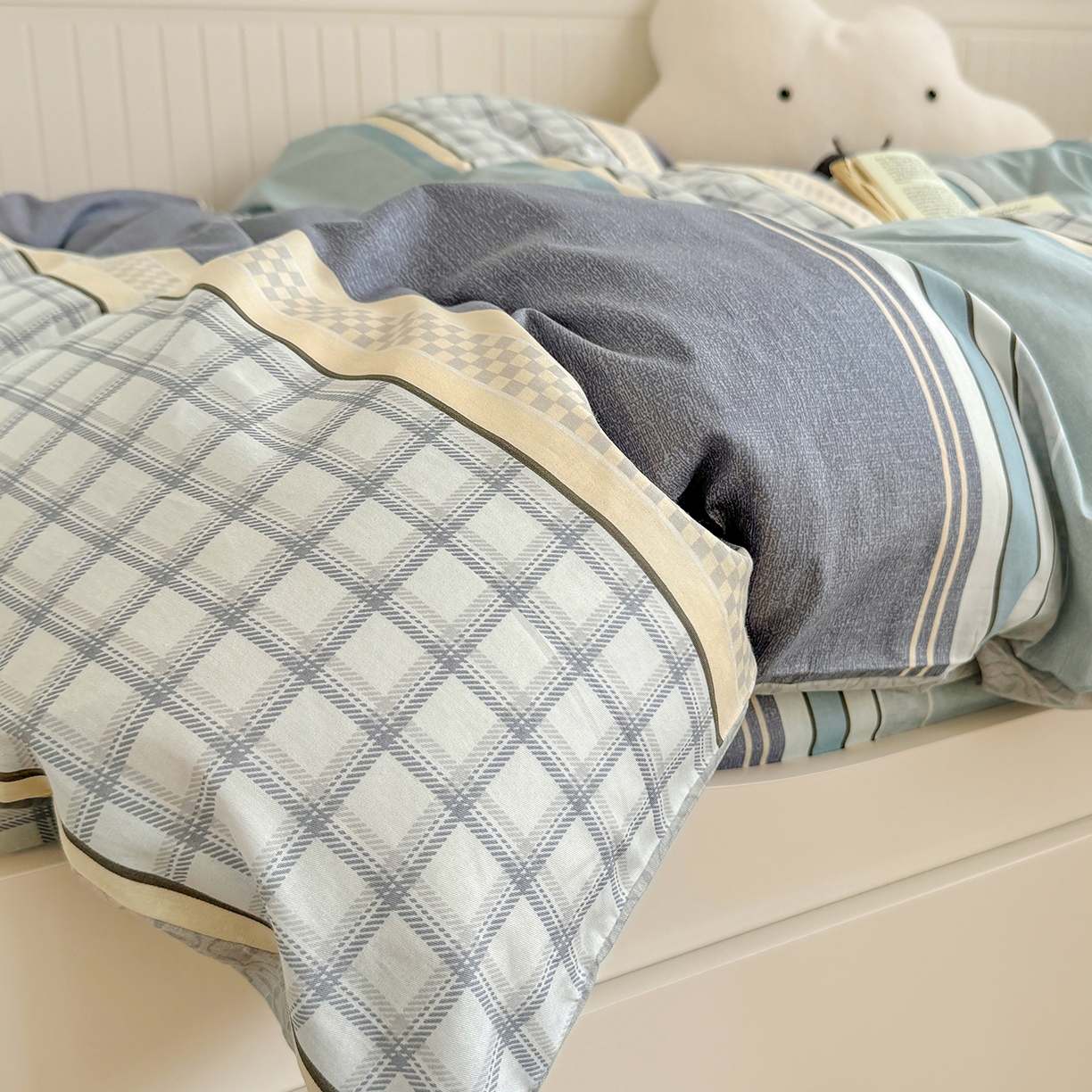 91家纺网 家纺一手货源 找家纺 尚帛 2026新款全棉品质喷气印花爆款四件套 多规格套件 单品系列-四件套学生款 爱之艺术-灰