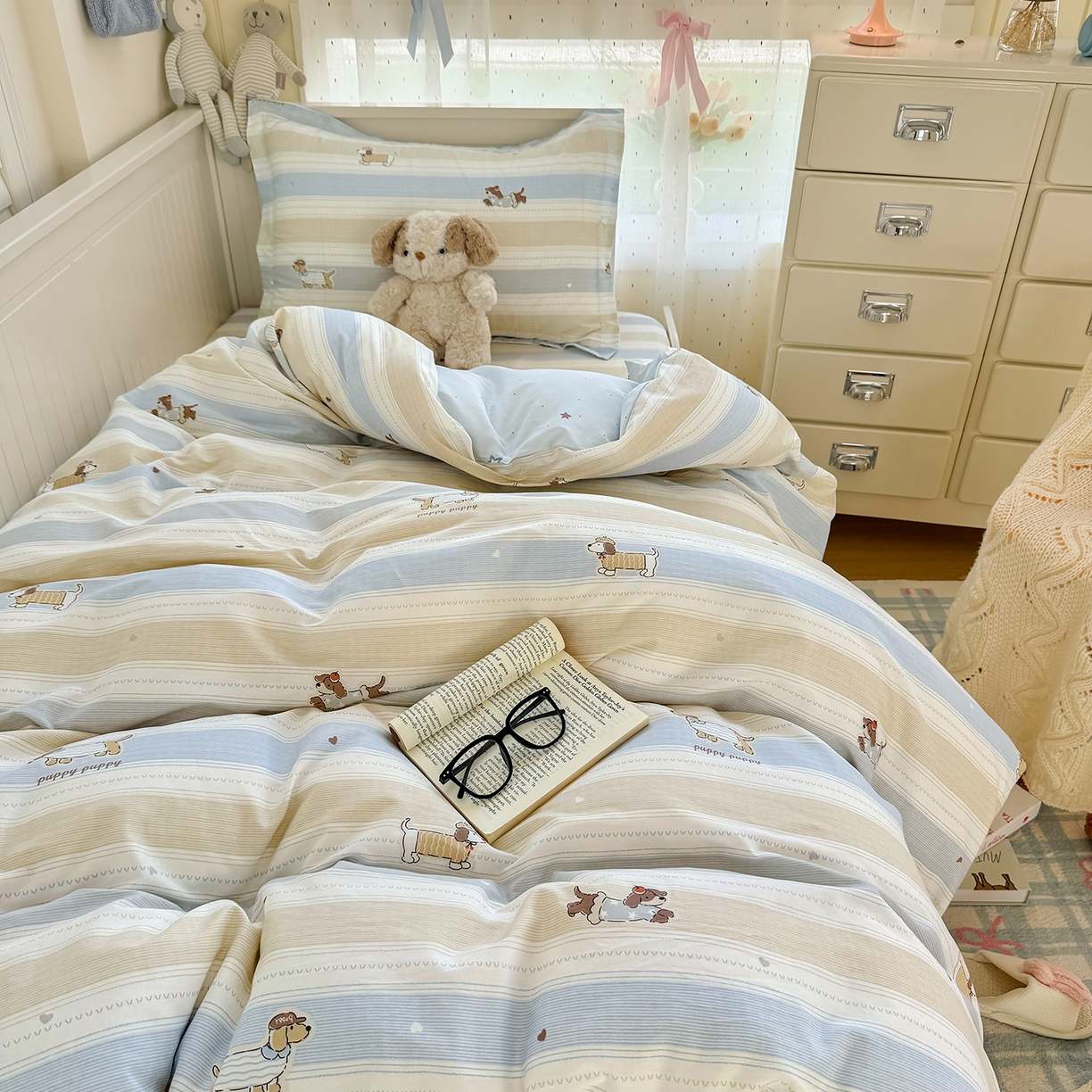 91家纺网 家纺一手货源 找家纺 尚帛 2026新款全棉品质喷气印花爆款四件套 多规格套件 单品系列-四件套学生款 奔跑小狗