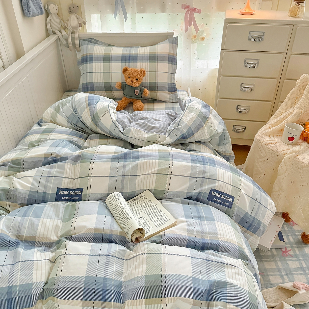 91家纺网 家纺一手货源 找家纺 尚帛 2026新款全棉品质喷气印花爆款四件套 多规格套件 单品系列-四件套学生款 格兰德-蓝