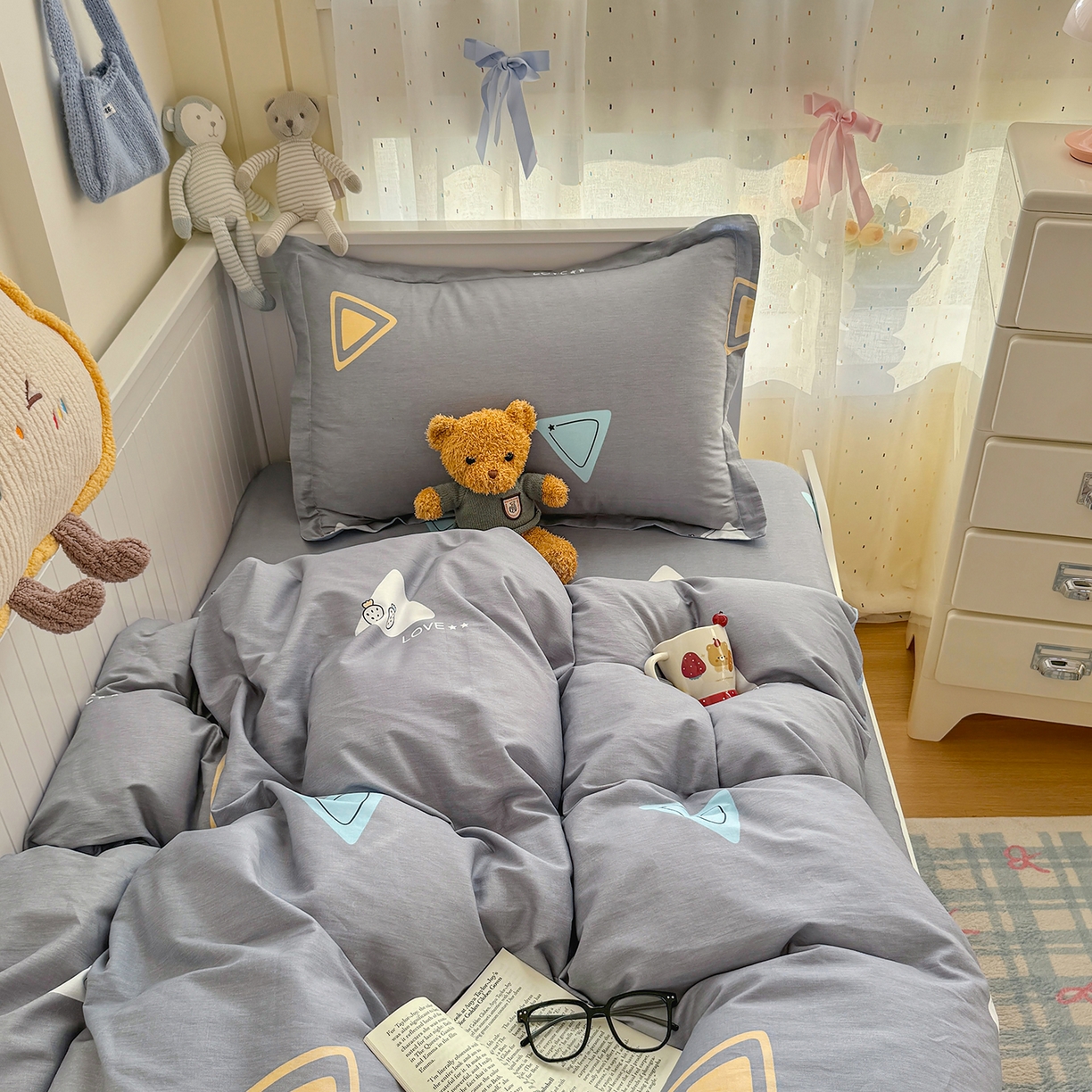 91家纺网 家纺一手货源 找家纺 尚帛 2026新款全棉品质喷气印花爆款四件套 多规格套件 单品系列-四件套学生款 吉米