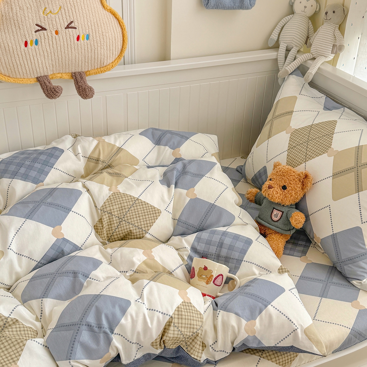 91家纺网 家纺一手货源 找家纺 尚帛 2026新款全棉品质喷气印花爆款四件套 多规格套件 单品系列-四件套学生款 佳丽斯