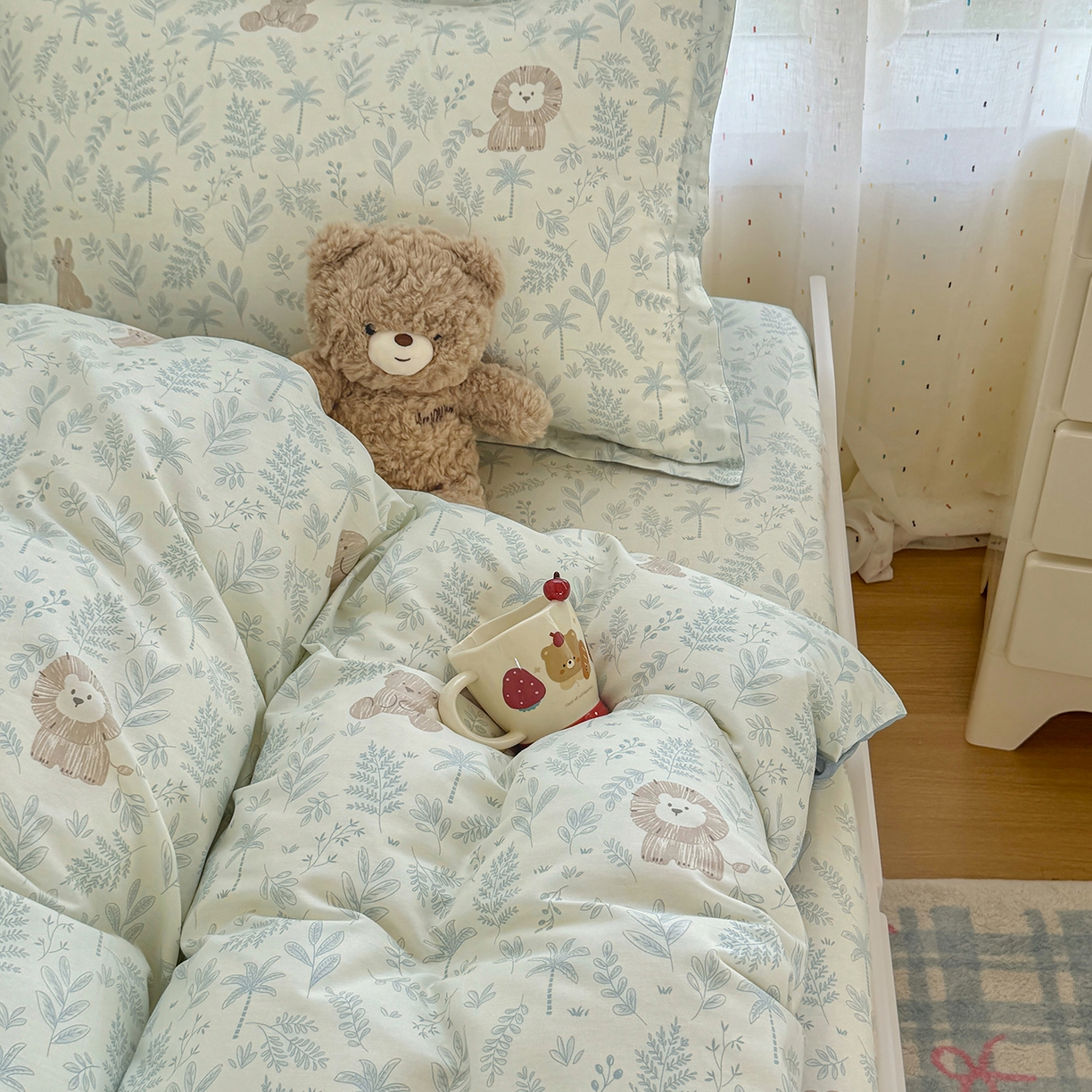 91家纺网 家纺一手货源 找家纺 尚帛 2026新款全棉品质喷气印花爆款四件套 多规格套件 单品系列-四件套学生款 森林小镇-兰