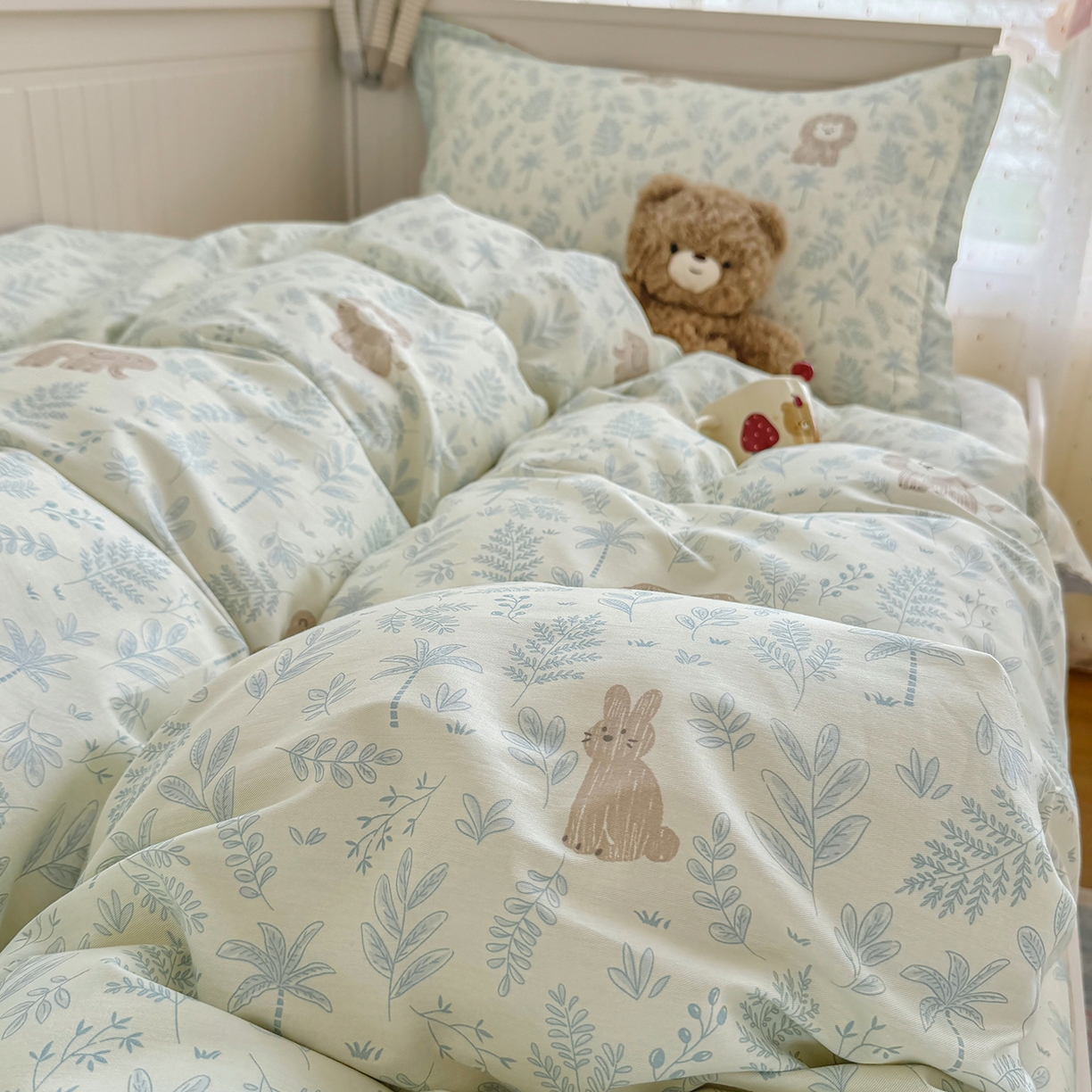 91家纺网 家纺一手货源 找家纺 尚帛 2026新款全棉品质喷气印花爆款四件套 多规格套件 单品系列-四件套学生款 森林小镇-兰