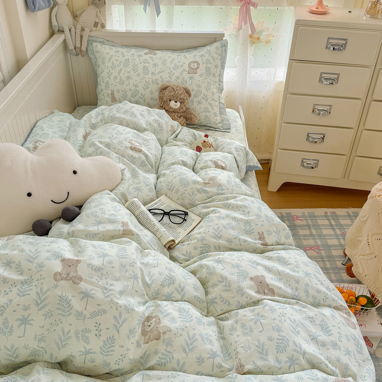 91家纺网 家纺一手货源 找家纺 尚帛 2026新款全棉品质喷气印花爆款四件套 多规格套件 单品系列-四件套学生款 森林小镇-兰