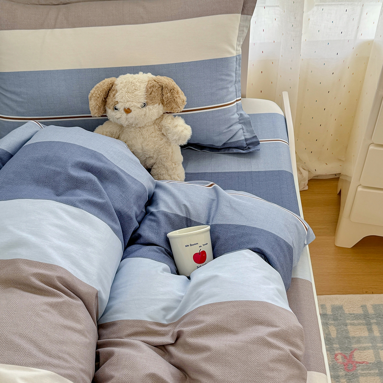 91家纺网 家纺一手货源 找家纺 尚帛 2026新款全棉品质喷气印花爆款四件套 多规格套件 单品系列-四件套学生款 时尚慕斯