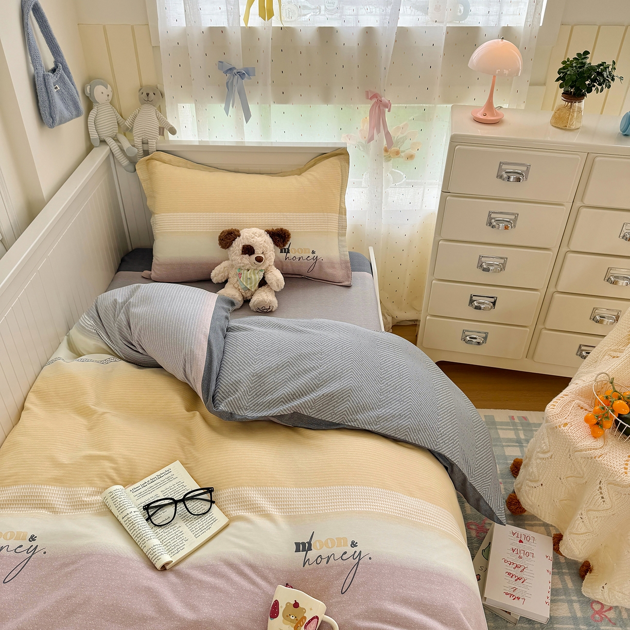 91家纺网 家纺一手货源 找家纺 尚帛 2026新款全棉品质喷气印花爆款四件套 多规格套件 单品系列-四件套学生款 协奏曲-红