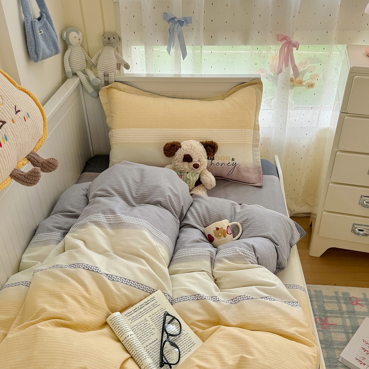 91家纺网 家纺一手货源 找家纺 尚帛 2026新款全棉品质喷气印花爆款四件套 多规格套件 单品系列-四件套学生款 协奏曲-红