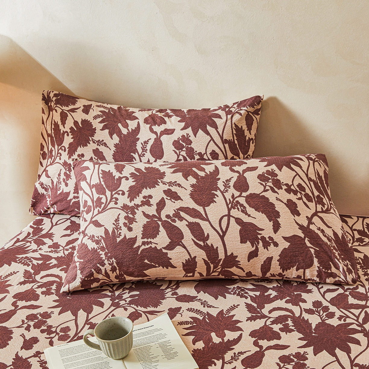 91家纺网 家纺一手货源 找家纺 笠裙家纺 2026新款云感水洗棉印花单床笠床笠单件 扶桑花-红