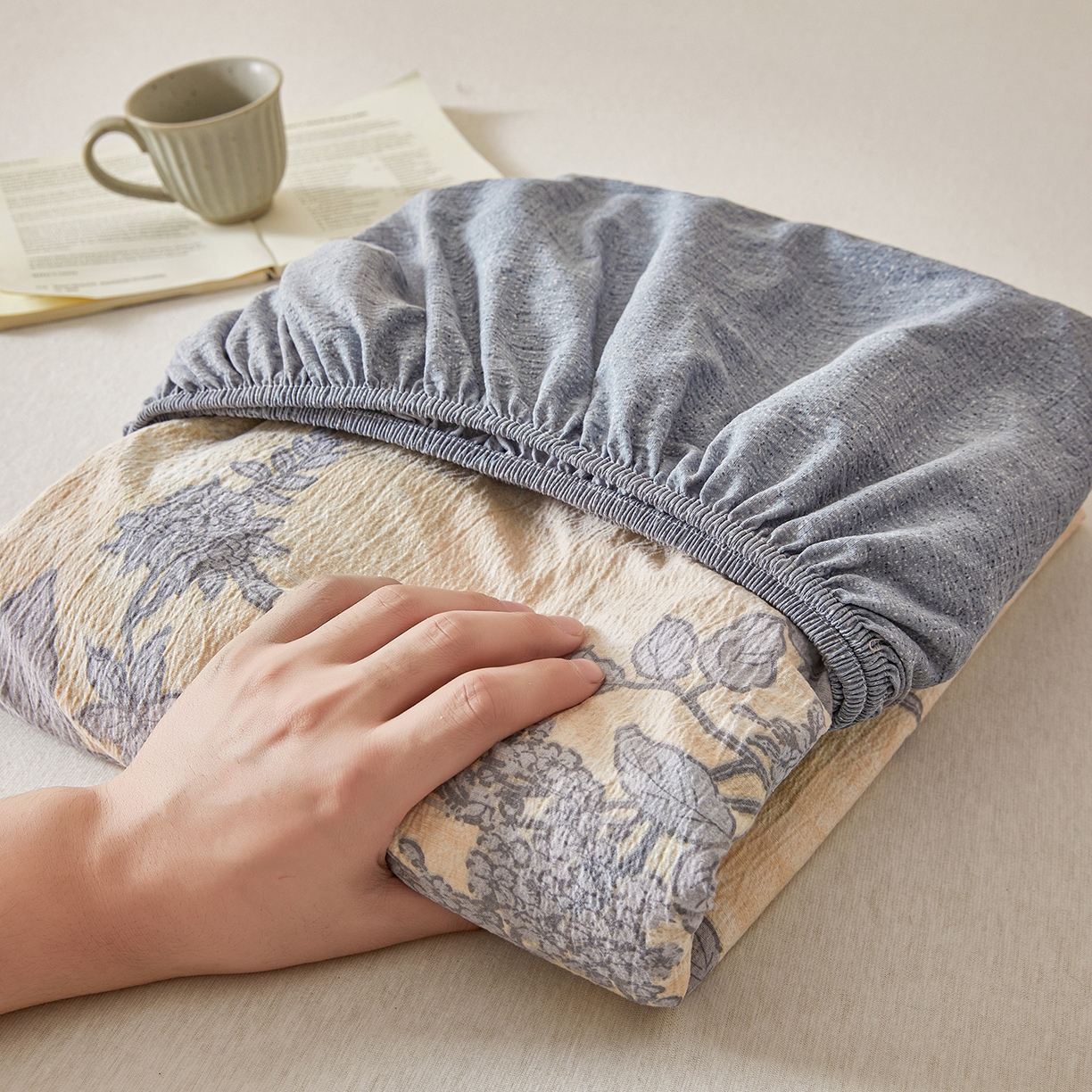 91家纺网 家纺一手货源 找家纺 笠裙家纺 2026新款云感水洗棉印花单床笠床笠单件 兰亭序-米白