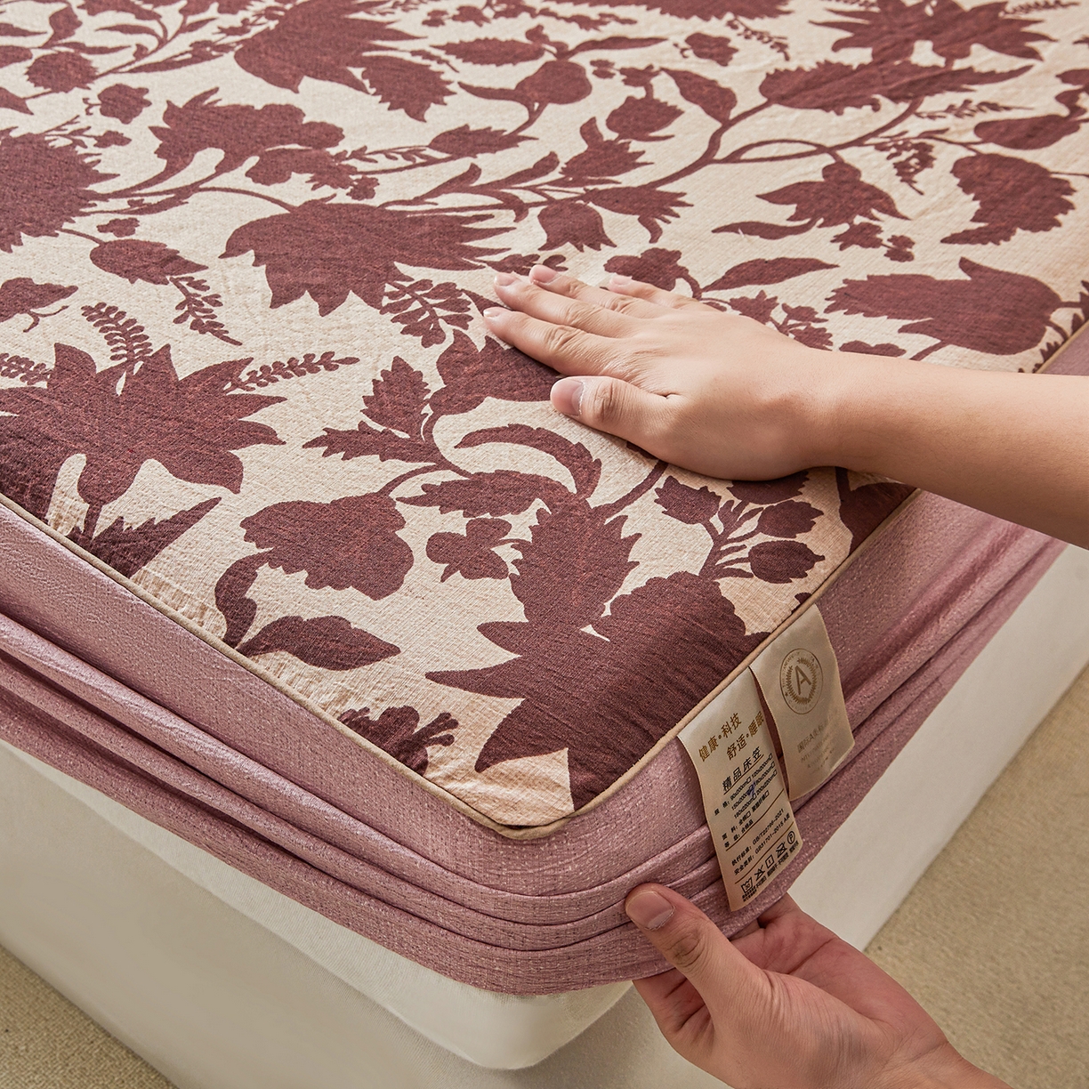 91家纺网 家纺一手货源 找家纺 笠裙家纺 2026新款云感水洗棉印花单床笠床笠单件 扶桑花-红