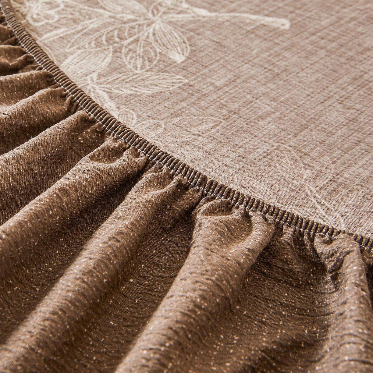 91家纺网 家纺一手货源 找家纺 笠裙家纺 2026新款云感水洗棉印花单床笠床笠单件 乌木花园