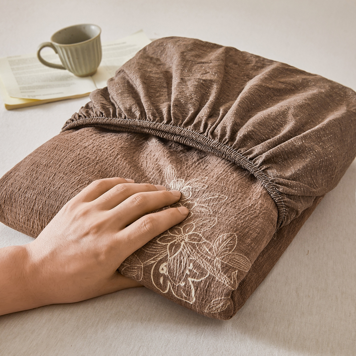 91家纺网 家纺一手货源 找家纺 笠裙家纺 2026新款云感水洗棉印花单床笠床笠单件 乌木花园