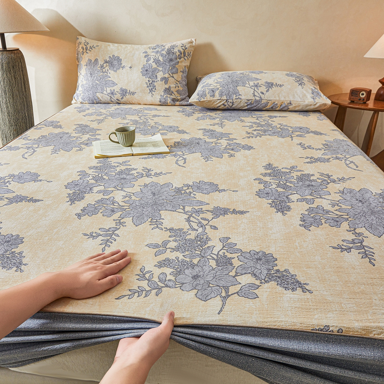 91家纺网 家纺一手货源 找家纺 笠裙家纺 2026新款云感水洗棉印花单床笠床笠单件 兰亭序-米白