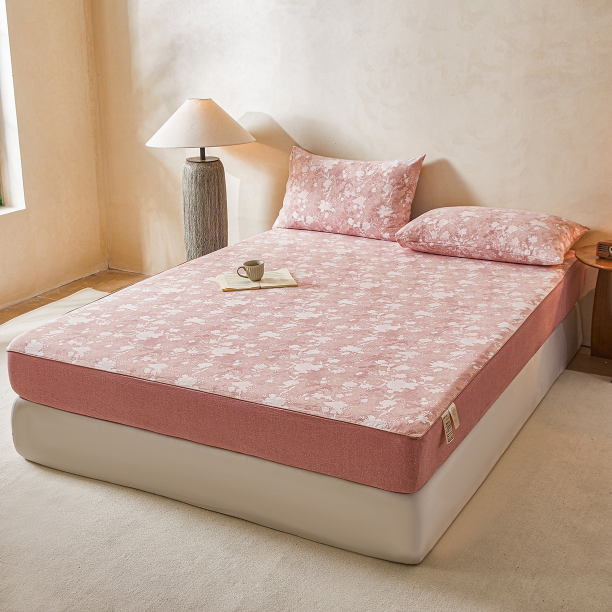 91家纺网 家纺一手货源 找家纺 笠裙家纺 2026新款云感水洗棉印花单床笠床笠单件 浮绘花影