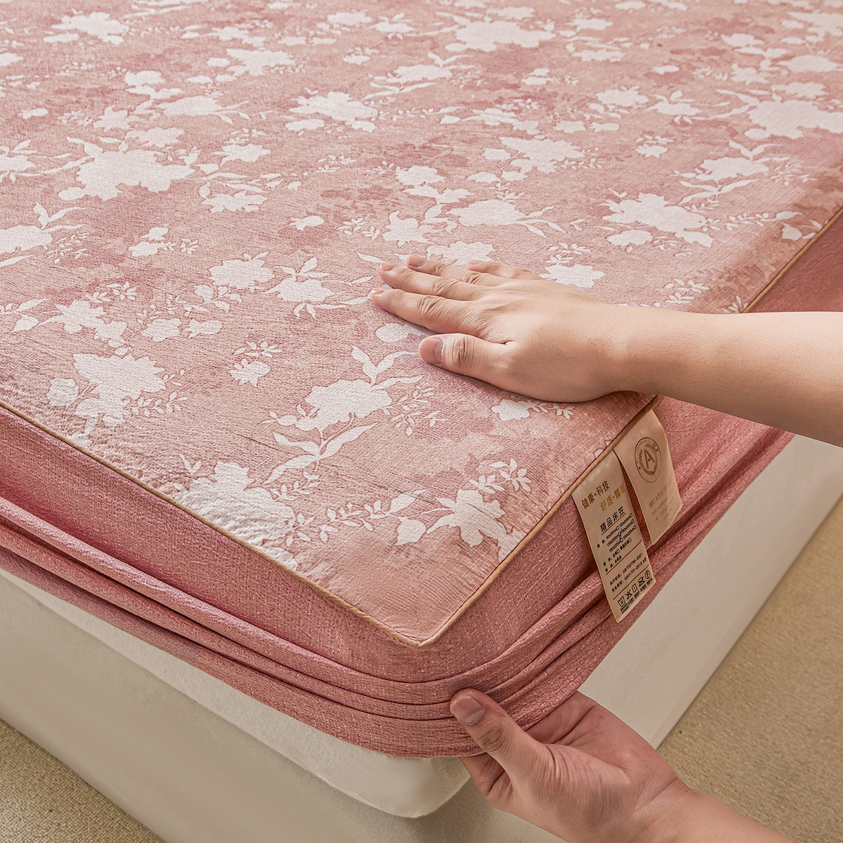 91家纺网 家纺一手货源 找家纺 笠裙家纺 2026新款云感水洗棉印花单床笠床笠单件 浮绘花影