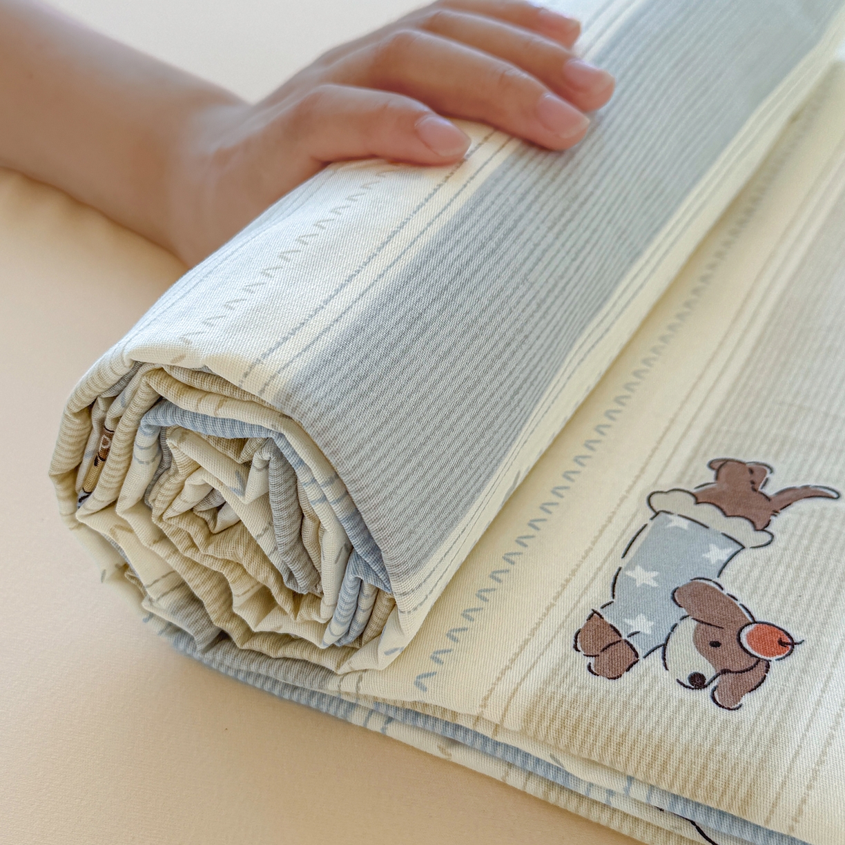 91家纺网 家纺一手货源 找家纺 尚帛 2026新款全棉品质喷气印花爆款四件套 多规格套件 单品系列-单枕套 奔跑小狗