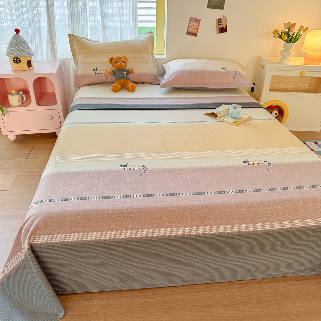 91家纺网 家纺一手货源 找家纺 尚帛 2026新款全棉品质喷气印花爆款四件套 多规格套件 单品系列-单枕套 协奏曲-红