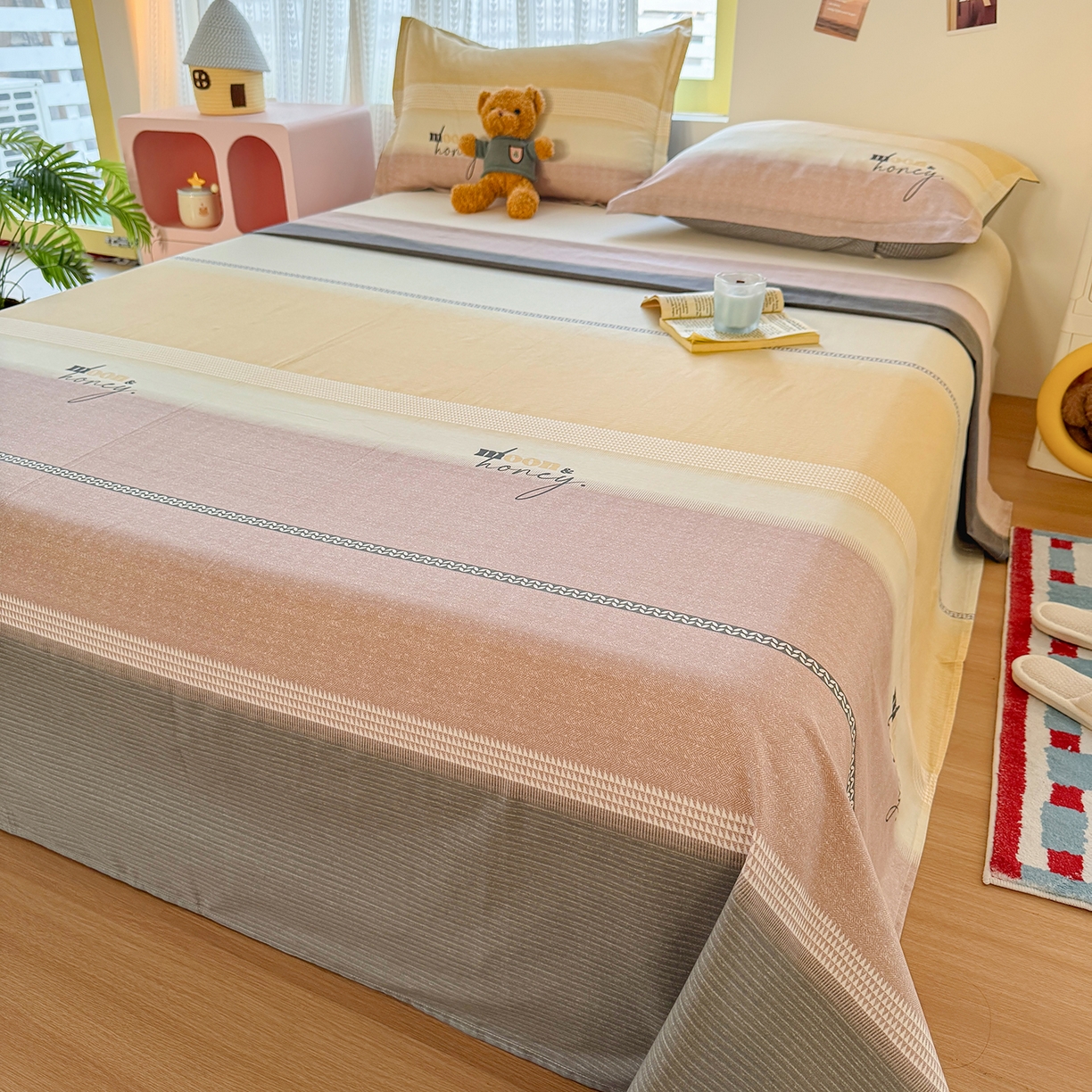 91家纺网 家纺一手货源 找家纺 尚帛 2026新款全棉品质喷气印花爆款四件套 多规格套件 单品系列-单枕套 协奏曲-红