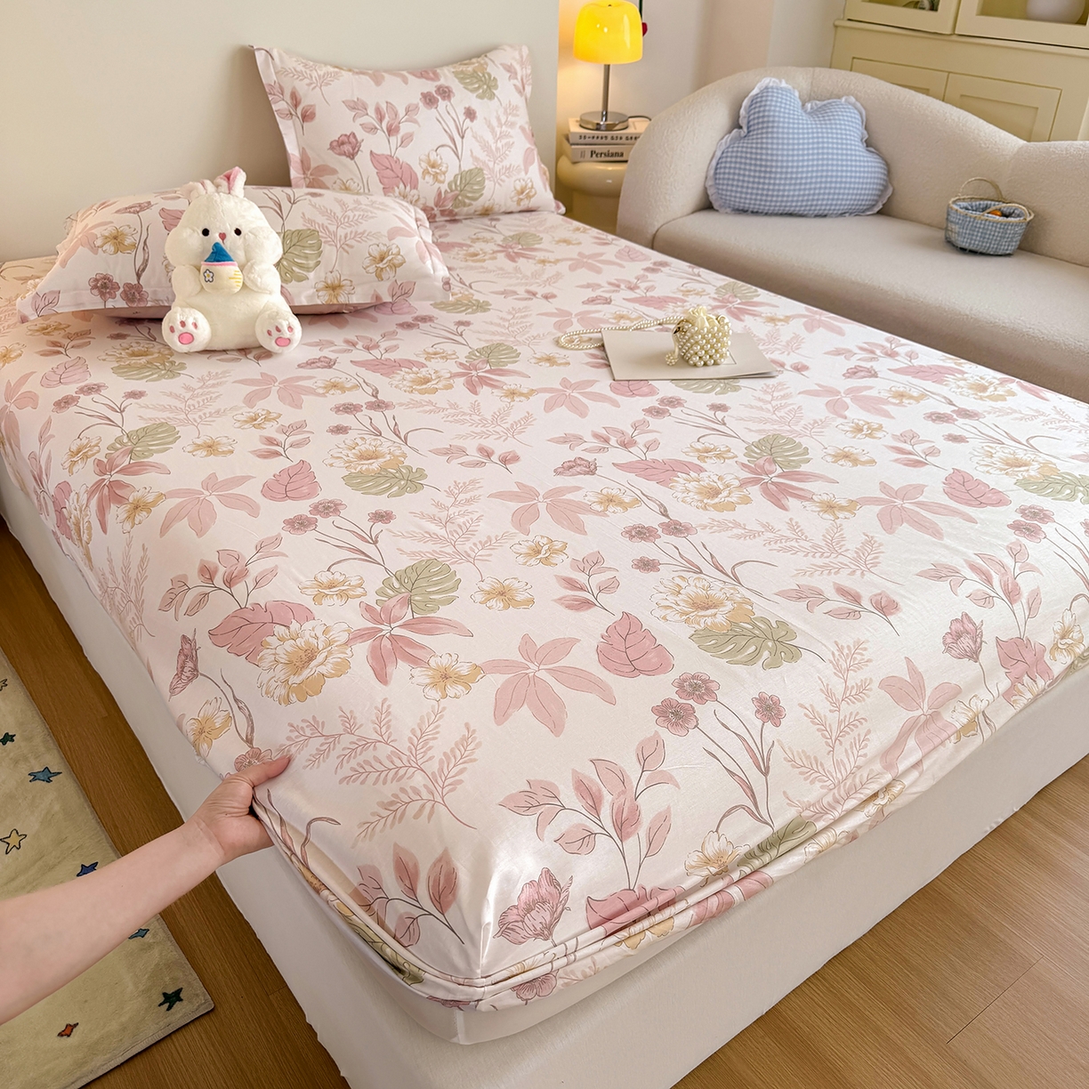 91家纺网 家纺一手货源 找家纺 尚帛 2026新款全棉品质喷气印花爆款四件套 多规格套件 单品系列-单床笠 叶柔粉