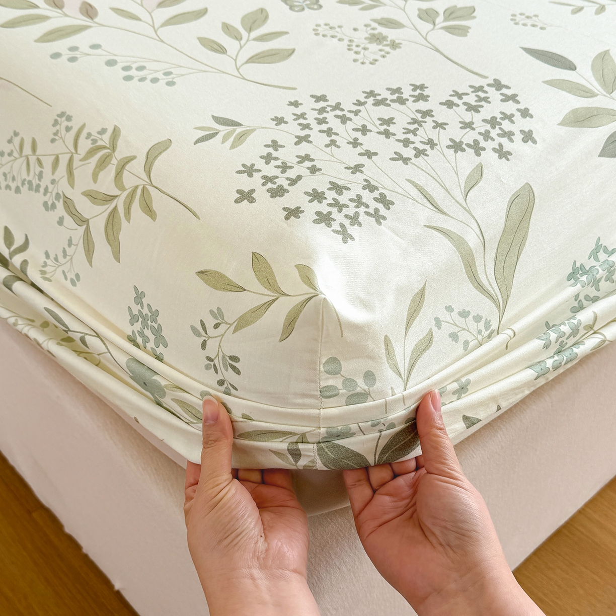 91家纺网 家纺一手货源 找家纺 尚帛 2026新款全棉品质喷气印花爆款四件套 多规格套件 单品系列-单床笠 叶之恋