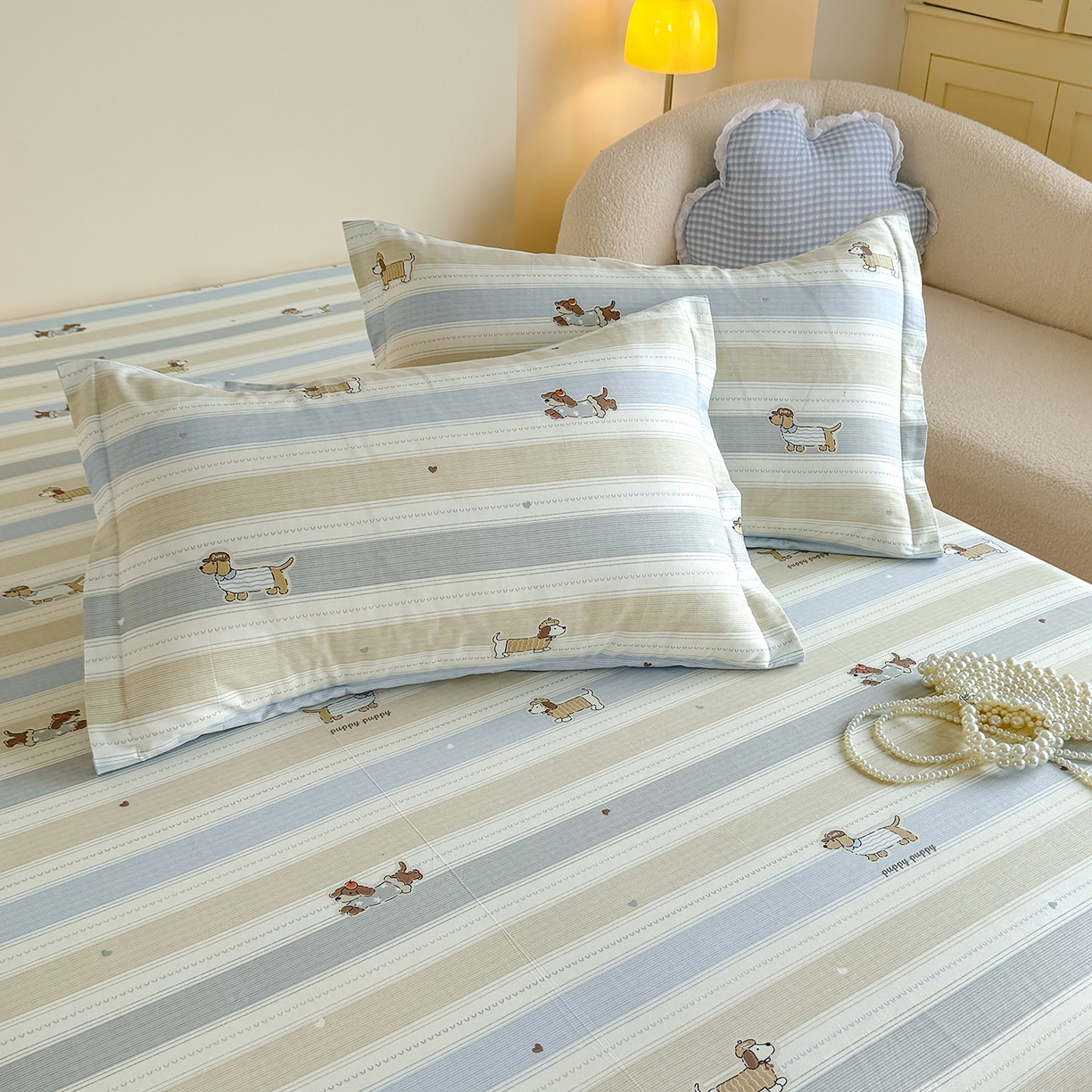 91家纺网 家纺一手货源 找家纺 尚帛 2026新款全棉品质喷气印花爆款四件套 多规格套件 单品系列-单床笠 奔跑小狗