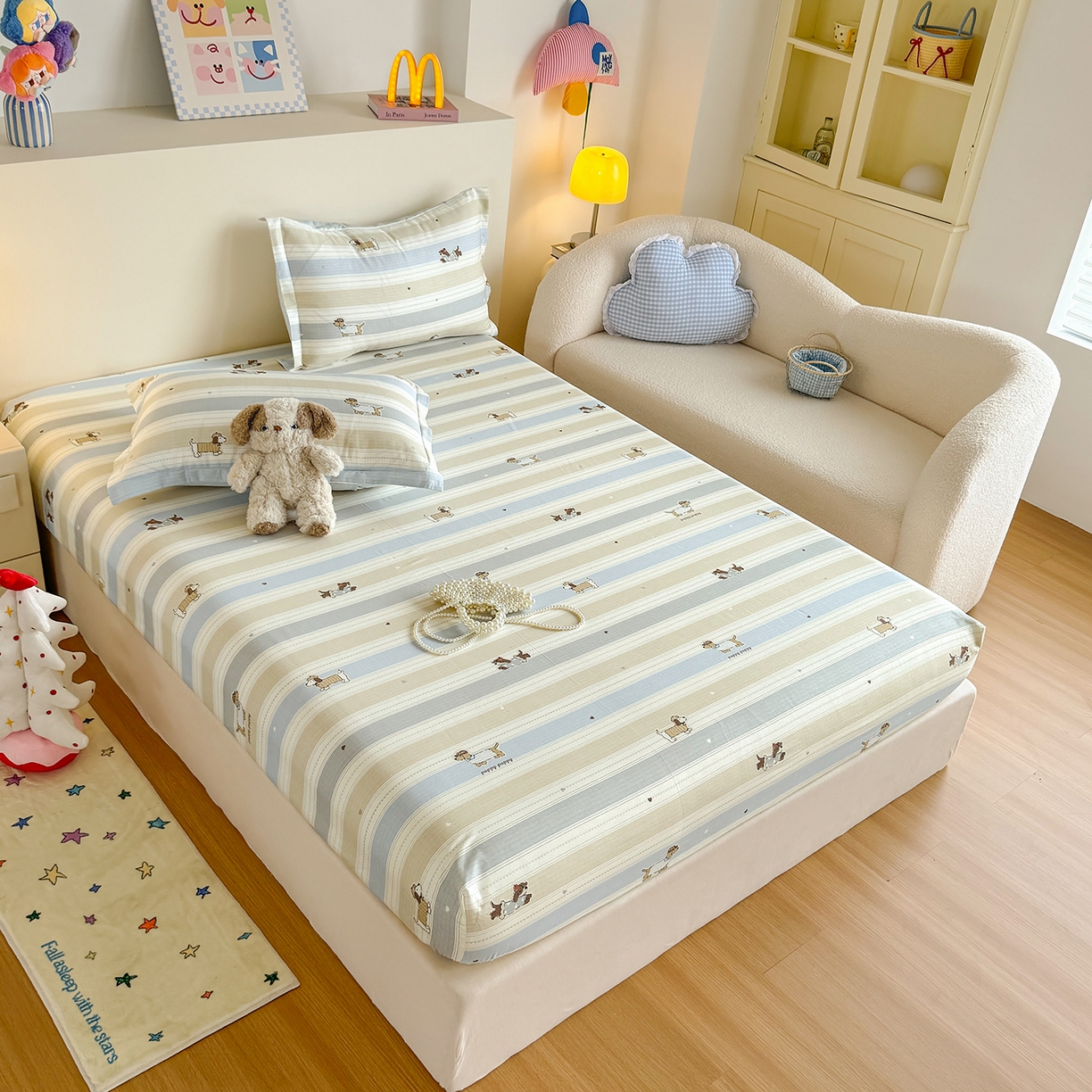 91家纺网 家纺一手货源 找家纺 尚帛 2026新款全棉品质喷气印花爆款四件套 多规格套件 单品系列-单床笠 奔跑小狗